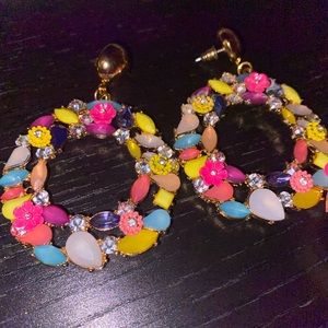 Beautiful floral earrings and matching bracelet- flaw